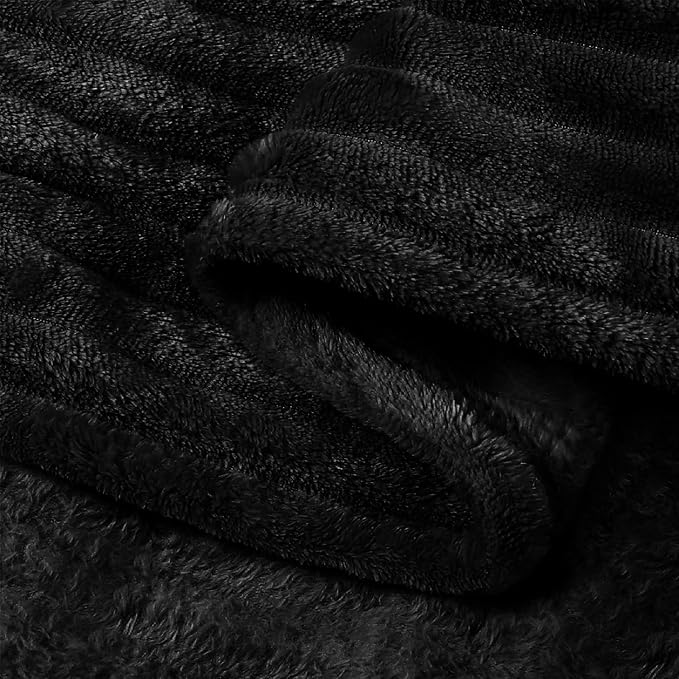 BEDELITE 3D Ribbed Jacquard Black Fleece Twin Blanket - Image 9