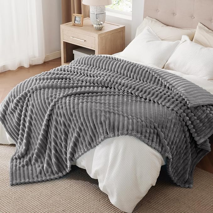 Bedsure Soft Cal King Size Blanket - Image 8