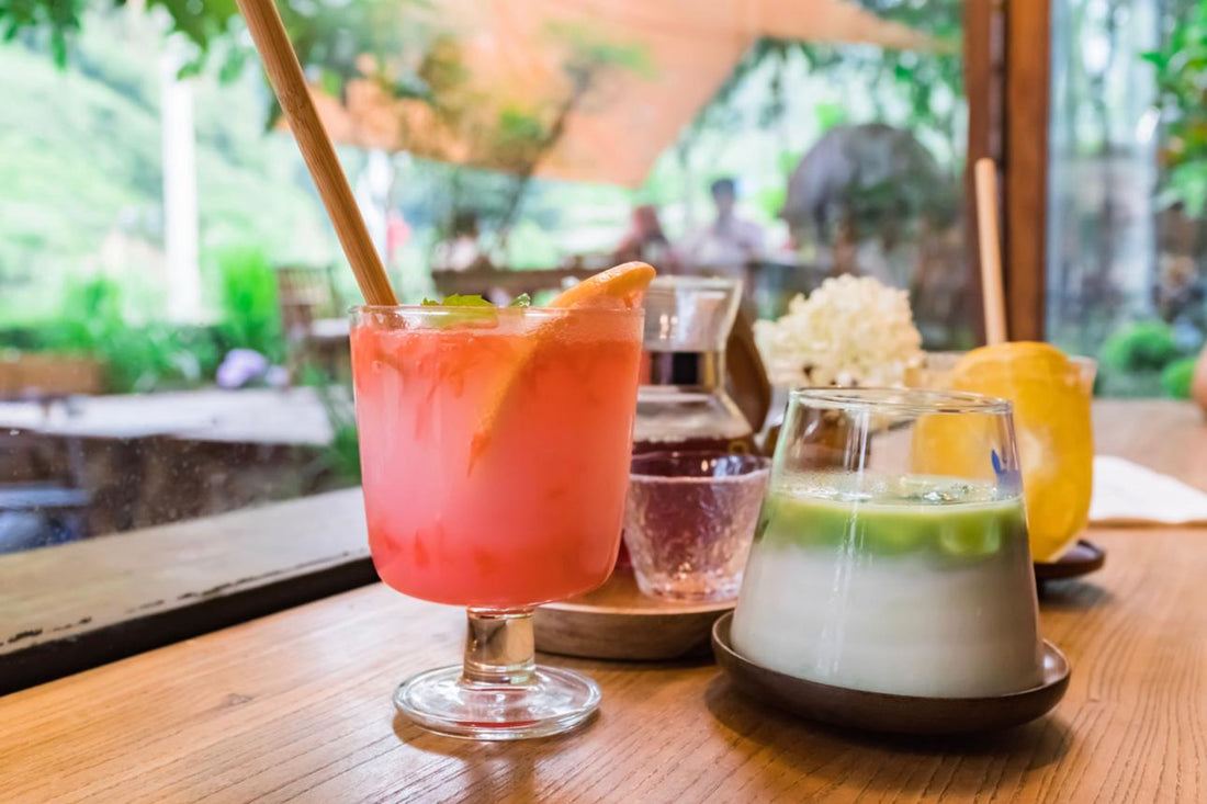 🍨 Why Iced Dessert Drinks Are Taking Over Summer Cafés
