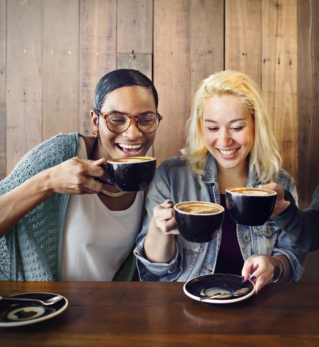 ✨ How to Host a Beautiful Coffee Date at Home
