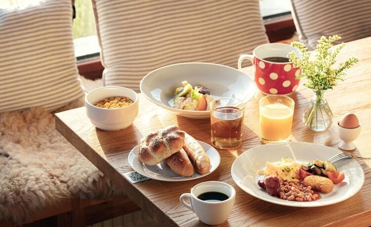 ☀️ 10 Kitchen Habits Happy People Practice Every Morning