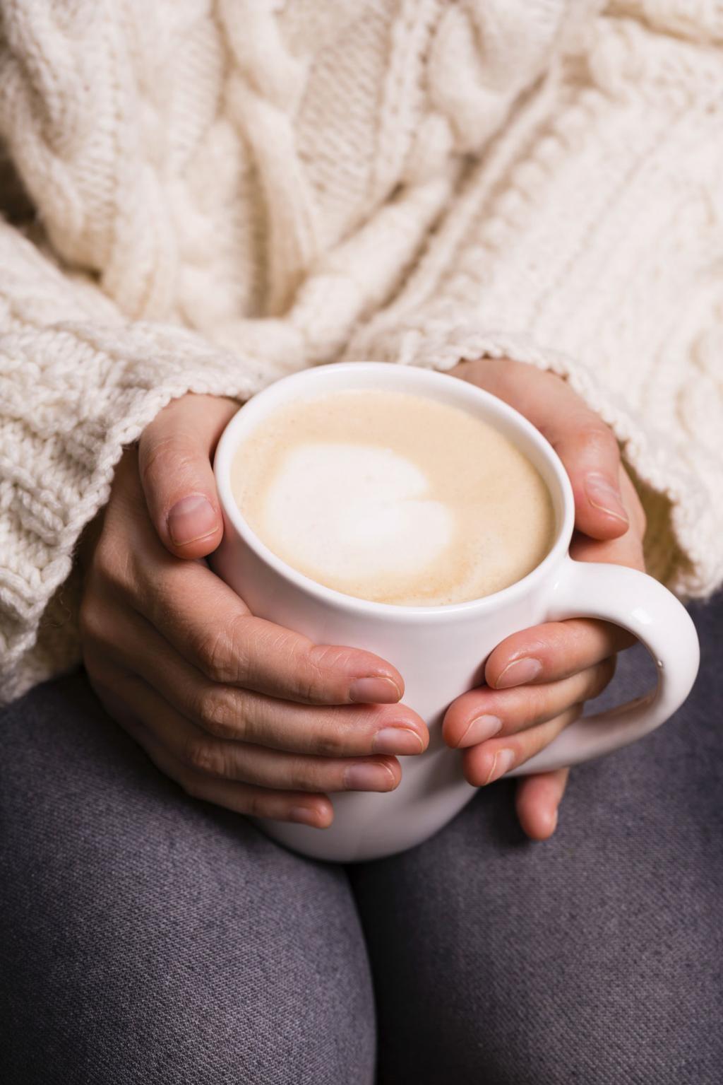 🏡 6 Small-Space Home Café Ideas That Look Beautiful