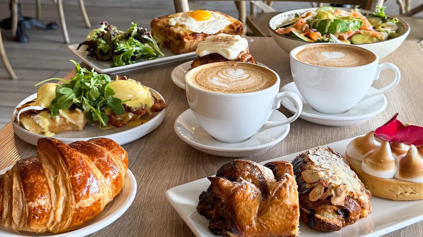 🍰 How to Host the Perfect Home Café Brunch