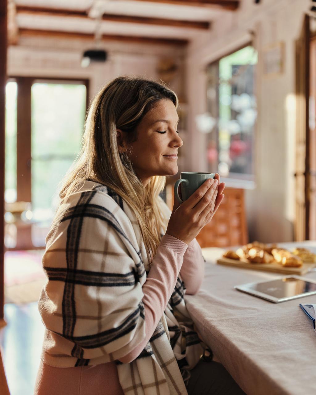☀️ Why Happy Homes Always Smell Like Coffee