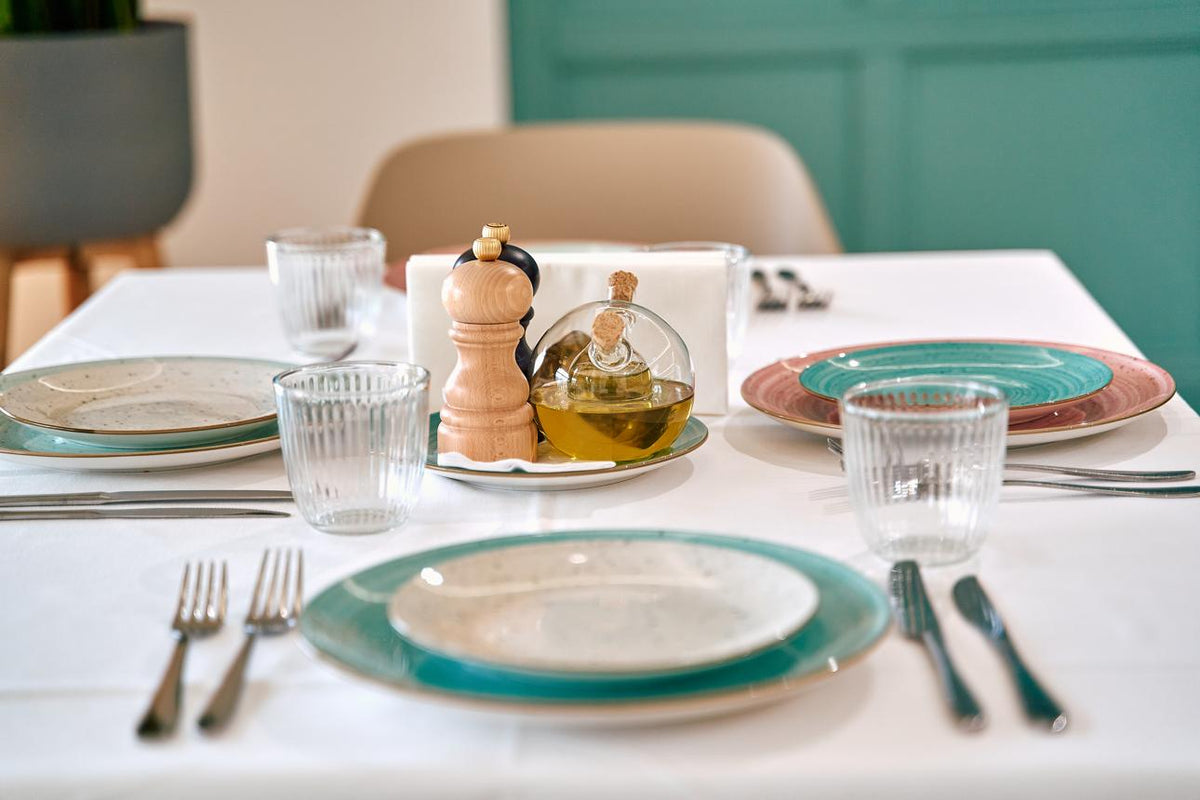 Serveware & Platters