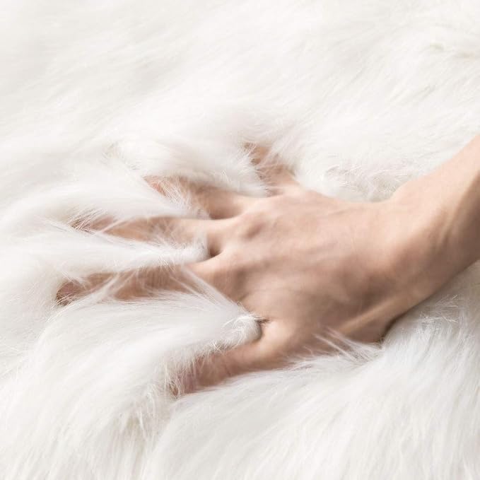 MIULEE Fluffy Area Rug 3x5 ft Faux Fur Sheepskin Rug - Image 5