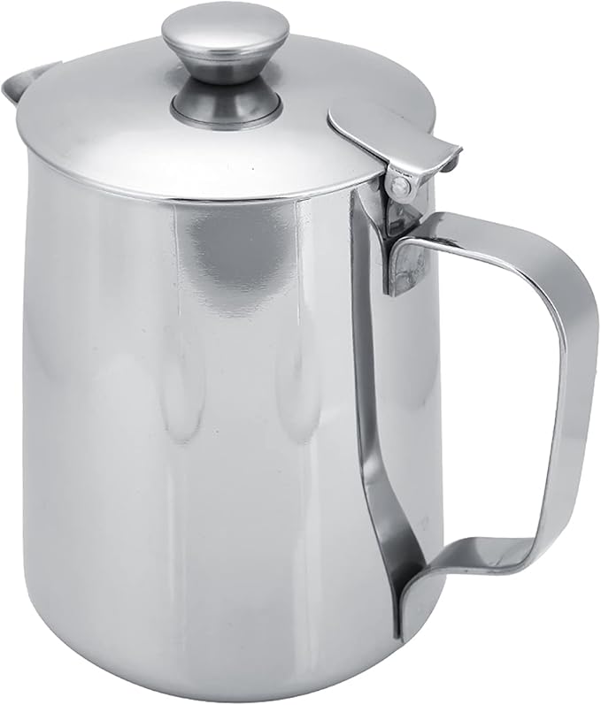 Stainless Steel Milk Frothing Pitcher, Stainless Steel Coffee Cup Mug Milk Frothing Pitcher Jug with Lid for Latte Coffee Art for Office Kitchen with handle(600ml)