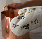 Elegant Vintage Oven Mitt - Heat Resistant Oven Glove with Botanical Print - Perfect for BBQ, Baking, Cooking and Grilling