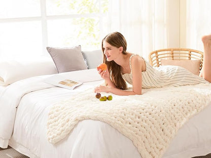 L'AGRATY Chunky Knit Throw Blanket - Image 5