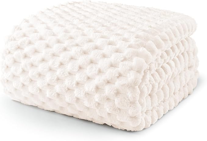 Exclusivo Mezcla 3D Fleece California King Blanket by ExclusivoMezcla