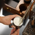 MHW-3BOMBER Milk Frothing Pitcher 450ml/15.2oz Milk Frother Cup Espresso Steaming Pitcher Stainless Steel Milk Frother Cup Barista Latte Art Round Spout Milk Jug P6005MB-OS