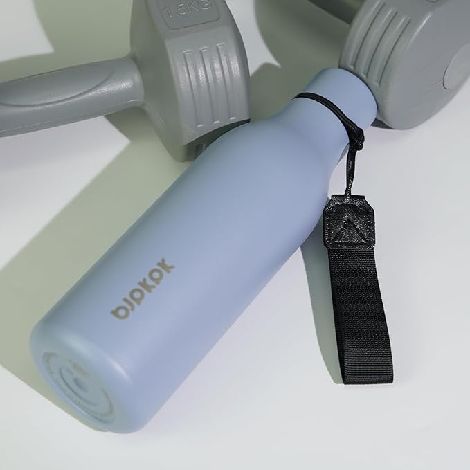 BJPKPK Insulated Water Bottles, 25 oz Stainless Steel Metal Water Bottle with Strap, BPA Free Leak Proof Thermos, Mugs, Flasks, Reusable Water Bottle for Sports & Travel, Mist Grey