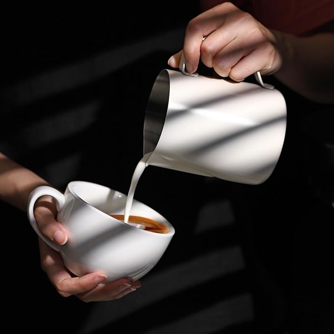 Milk Frothing Pitcher - 350ml/12oz Milk Frother Cup Espresso Steaming Pitcher for Barista, Bincoo SUS304 Stainless Steel Espresso Steaming Pitchers for Latte Art/Cappuccino/Coffee (Black-350ml)