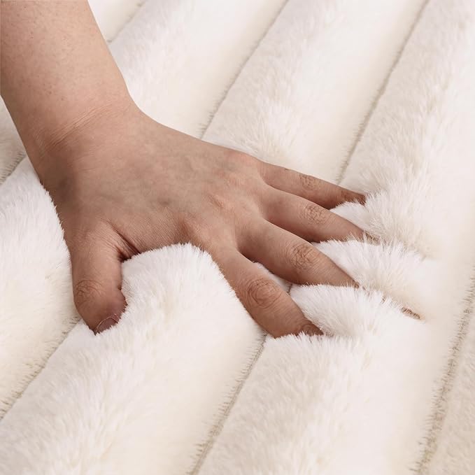Creamy White Rabbit Striped Plush Rug 6'x9', Fluffy Faux Fur Shaggy Area Rug - Image 5