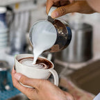 Milk Frothing Pitchers 20 oz, Stainless Steel Espresso Steaming Pitcher with Decorating Pen Coffee Milk Frother Cup with Scale Cappuccino Latte Art Barista Steam Pitchers Milk Frother Cup