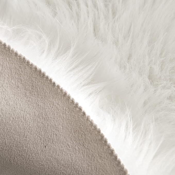 MIULEE Fluffy Area Rug 3'x5' Large Faux Fur Sheepskin Rug - Image 3