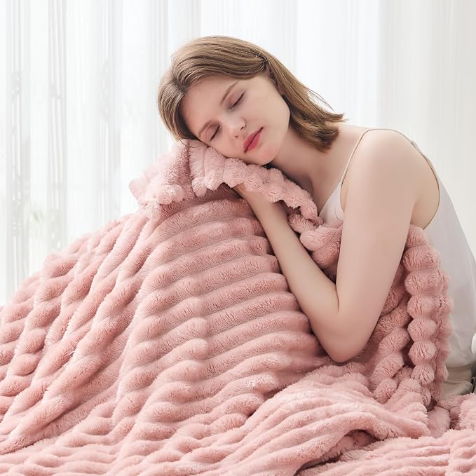 NEWCOSPLAY Fleece Ribbed Cozy Throw Blanket - Image 3