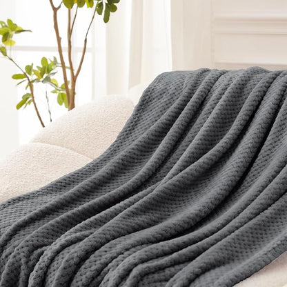 Exclusivo Mezcla Soft Waffle Fleece Bed Blanket Twin Size, Cozy Fluffy Design - Image 5