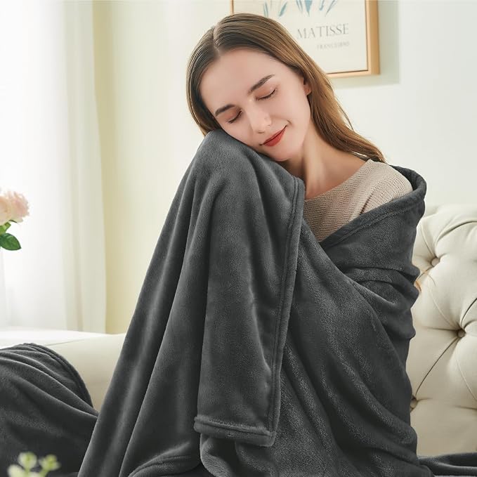 BEDELITE Fleece Blanket Soft Plush Throw - Image 3