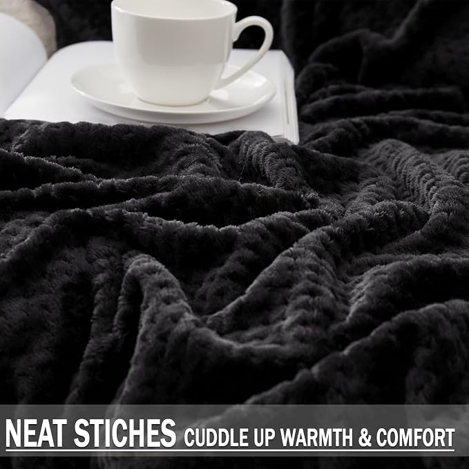 Exclusivo Mezcla Large Waffle Fleece Throw Blanket - Image 3