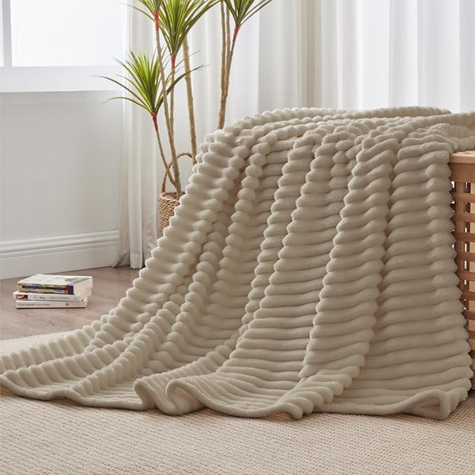 BEDELITE Ribbed Fleece Throw Blanket - Image 3