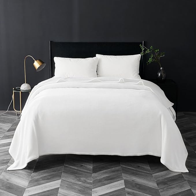 Bedsure GentleSoft Fleece Blankets Queen Size White - Image 3