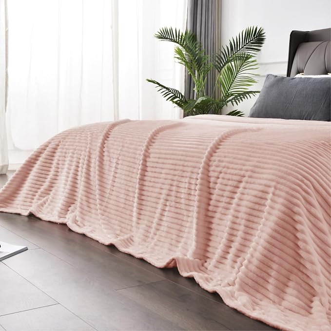 BEDELITE Ribbed Jacquard Light Pink Fleece Twin Blanket - Image 5