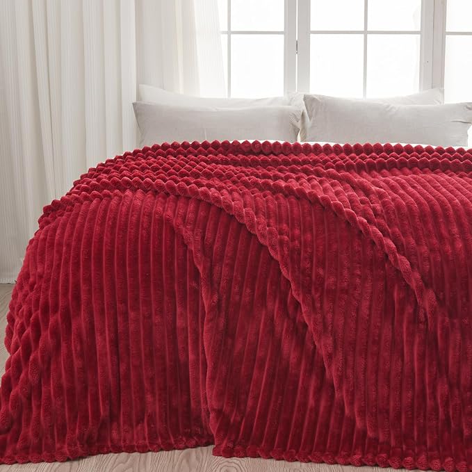 NEWCOSPLAY Fleece Ribbed Cozy Queen Blanket by NEWCOSPLAY