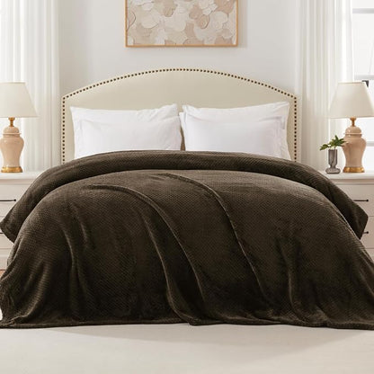 Exclusivo Mezcla Soft Waffle Fleece Bed Blanket King Size, Coffee | Lightweight - Image 5