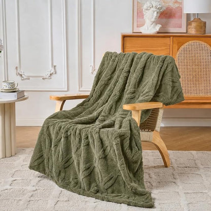Green Throw Blanket - Image 7
