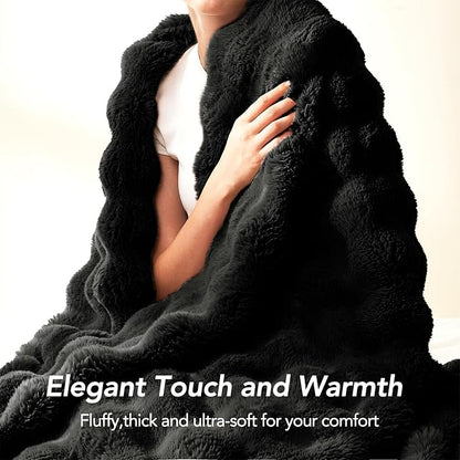 L'AGRATY Faux Rabbit Fur Throw Blanket - Image 5