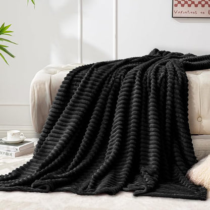 BEDELITE Ribbed Jacquard Black Fleece Throw Blanket - Image 2