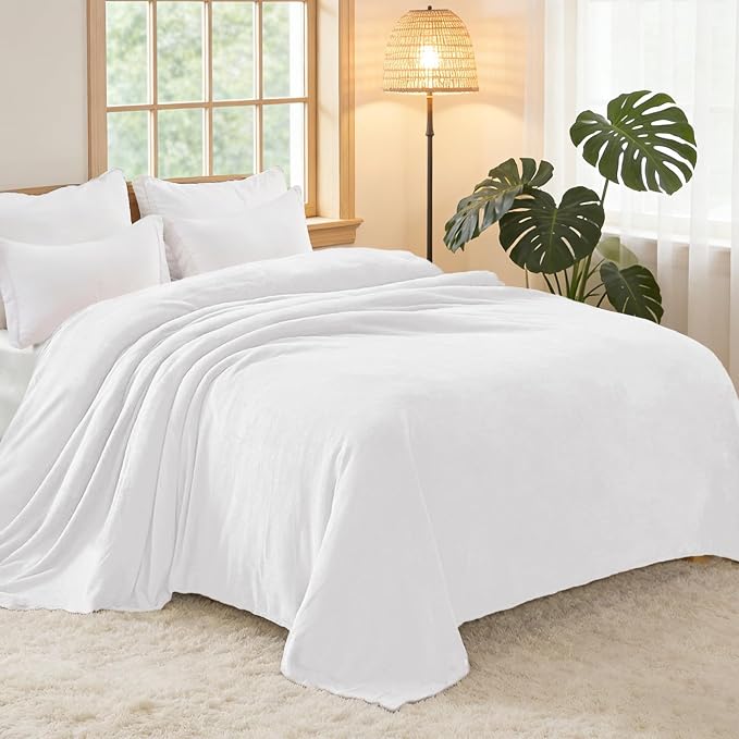 Exclusivo Mezcla Soft Fleece Blanket Queen Size - Image 3