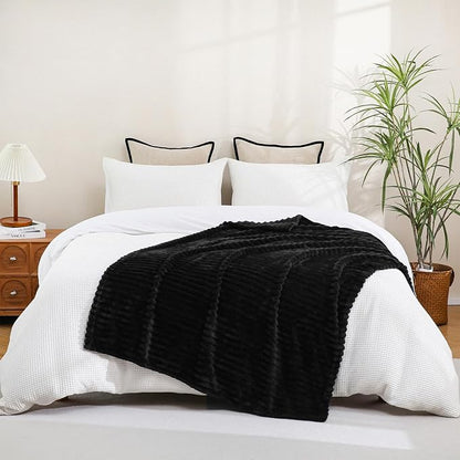 Black Fleece Throw Blanket 108”×90” by linecooo