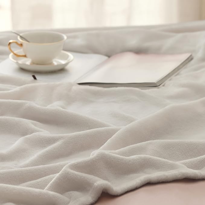 Bedsure GentleSoft Fleece Bed Blankets Large Size Linen - Image 5