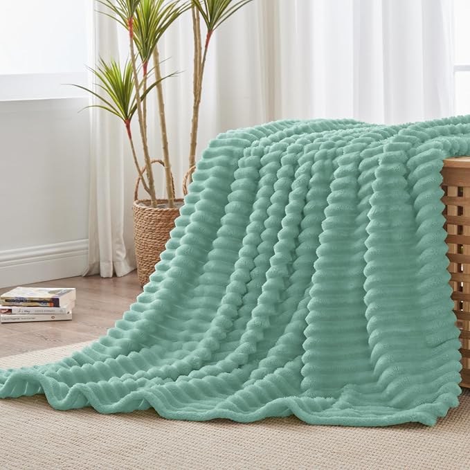 BEDELITE Ribbed Fleece Throw Blanket - Image 7