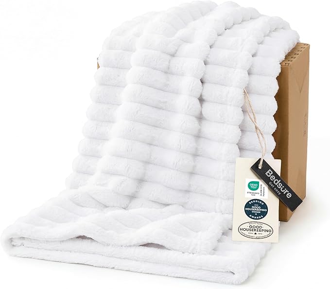 Bedsure Soft Twin Blanket for Bed Decor Gifts Bright White 60"x80" | Birthday by Unknown