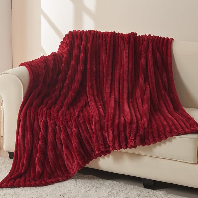 NEWCOSPLAY Fleece Ribbed Cozy Throw Blanket - Image 4