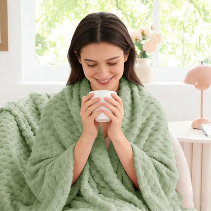BEDELITE Sage Green Throw Blanket - Image 4