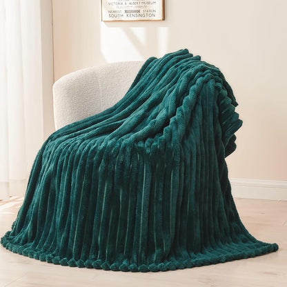 NEWCOSPLAY Fleece Ribbed Cozy Queen Blanket - Image 9