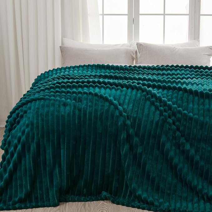 NEWCOSPLAY Fleece Ribbed Cozy Queen Blanket by NEWCOSPLAY