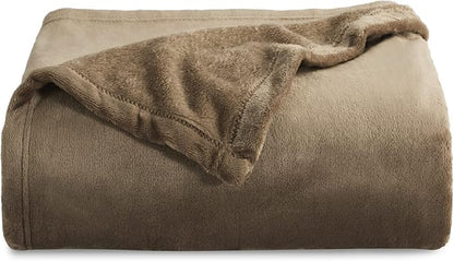 Bedsure GentleSoft Fleece Throw Blanket Camel by Unknown
