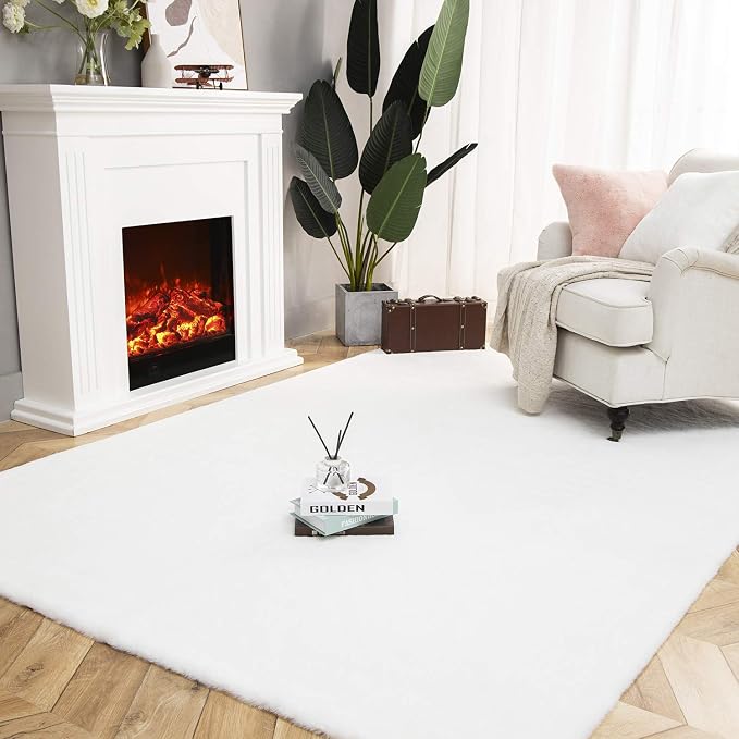 Ashler Faux Fur Rug, Ultra Soft Faux Rabbit Fur, 5 x 7 Feet Rectangle, Machine - Image 3