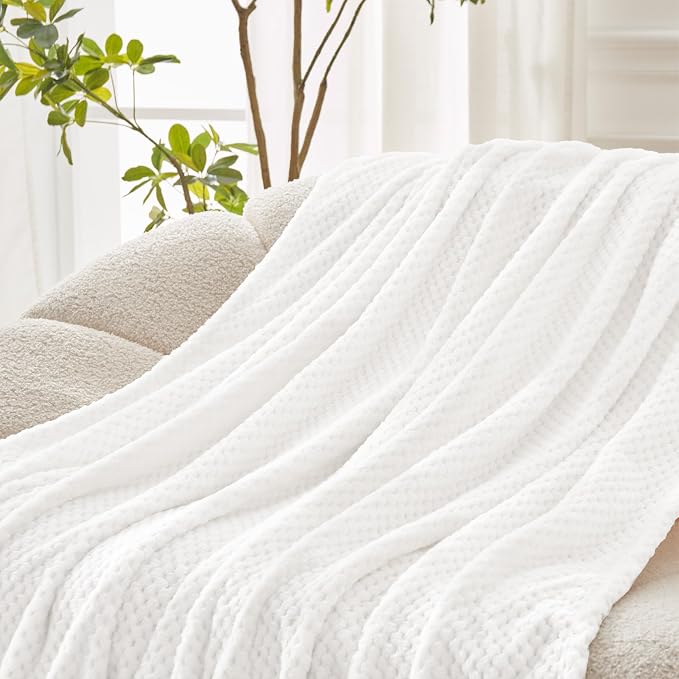 Exclusivo Mezcla Soft Waffle Fleece Bed Blanket King Size, Cozy Flannel - Image 5