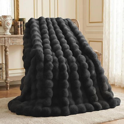 L'AGRATY Faux Rabbit Fur Throw Blanket by LAGRATY
