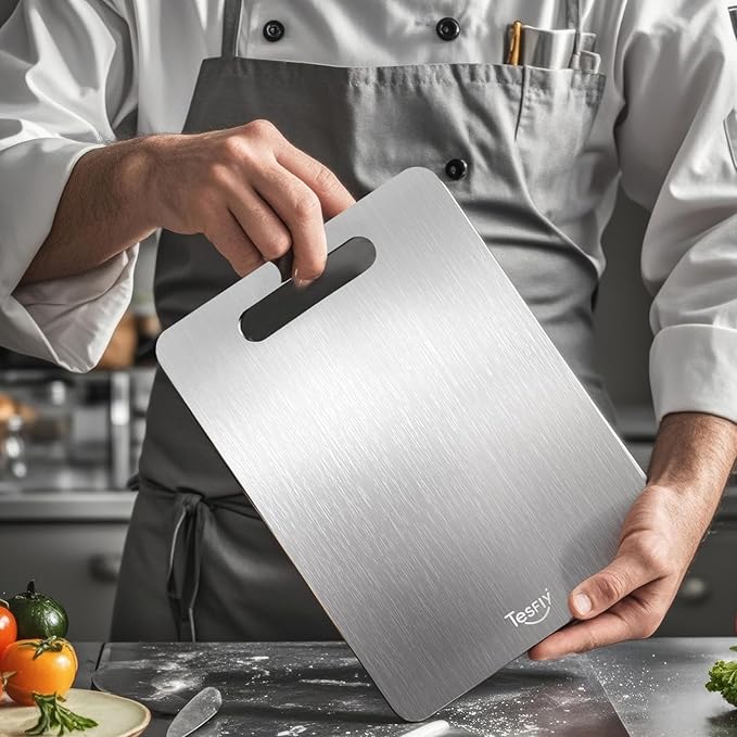 2 Pack Titanium Cutting Board - 100% Pure Titanium Cutting Boards For Kitche,Easy to clean, Double-sided food-grade Cutting Board For Meats, Fruits And Vegetables (M+L)