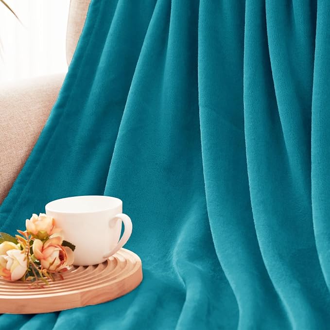 Exclusivo Mezcla Soft Fleece Blanket King Size - Image 8