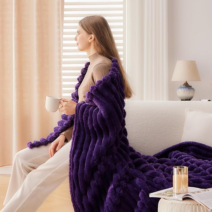 NEWCOSPLAY Fleece Ribbed Cozy Throw Blanket - Image 5