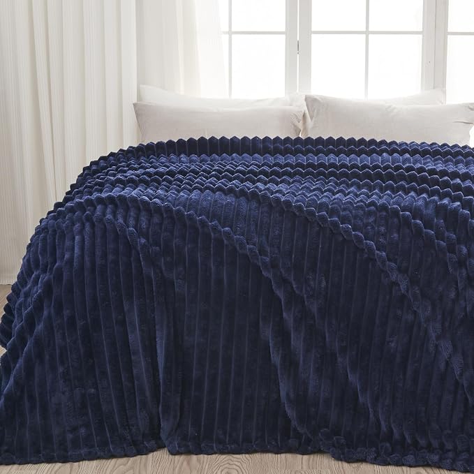 NEWCOSPLAY Fleece Ribbed Cozy Throw Blanket - Image 9