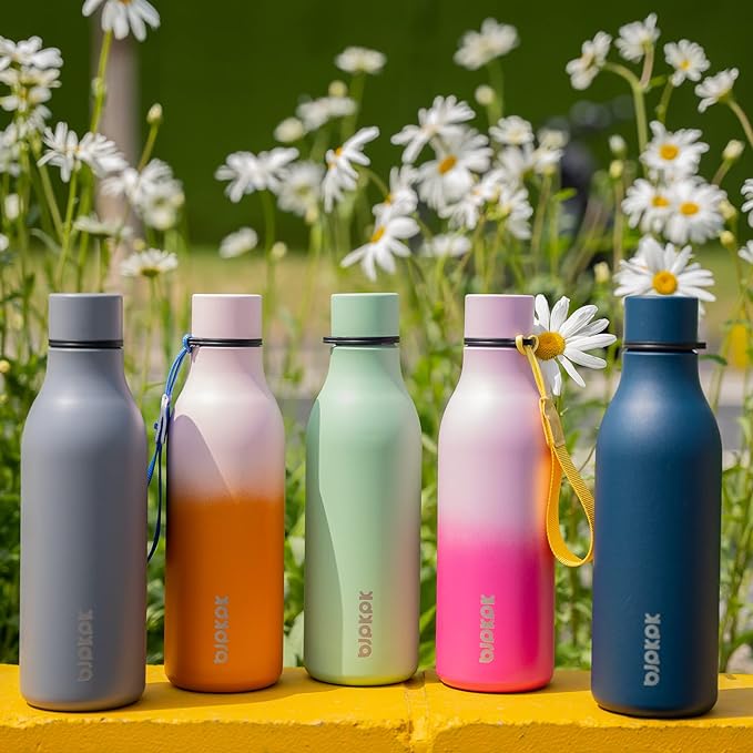BJPKPK Insulated Water Bottles, 18 oz Stainless Steel Metal Water Bottle with Strap, BPA Free Leak Proof Thermos, Mugs, Flasks, Reusable Water Bottle for Sports & Travel, Macaron Green